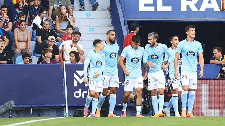 Protivnici Dinama nisu stigli u Zagreb, vratili ih s aerodroma zbog kvara na avionu