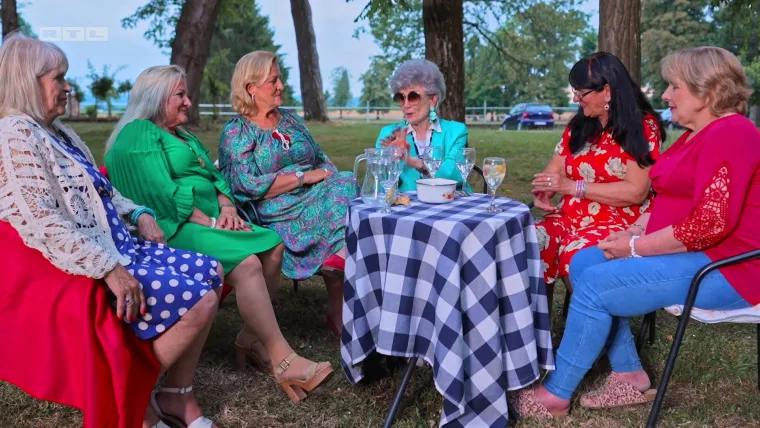 Krenuli spojevi u 'Ljubav je na selu'! Kanađanka Dottie s nogu oborila Josipa