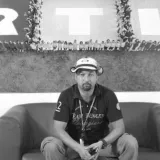 Jedini snimatelj koji je postavljao pitanja, premijere pozivao na red, a izbornicima objašnjavao taktiku