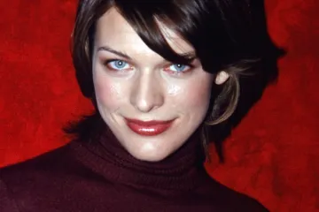 Otac joj je bio srpski liječnik, a izgledom osvojila Hollywood: Ovako se mijenjala Mila Jovovich