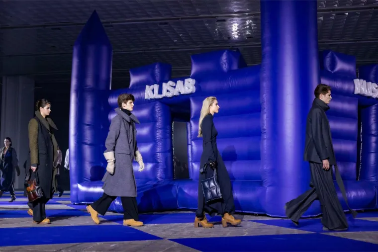 Revija KLISAB-a oduševila domaću scenu: Nika Turković, Rozga i Miach otkrile koje stilove vole