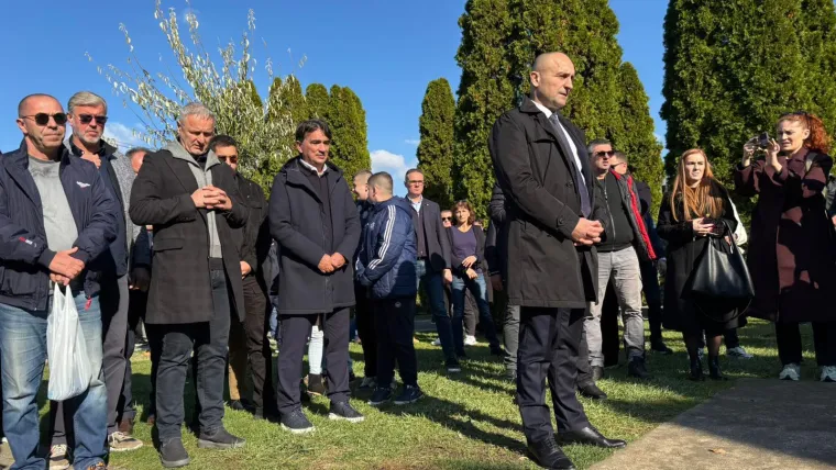 Pokopan Jean-Michel Nicolier, rijeke ljudi bile na sprovodu vukovarskog heroja