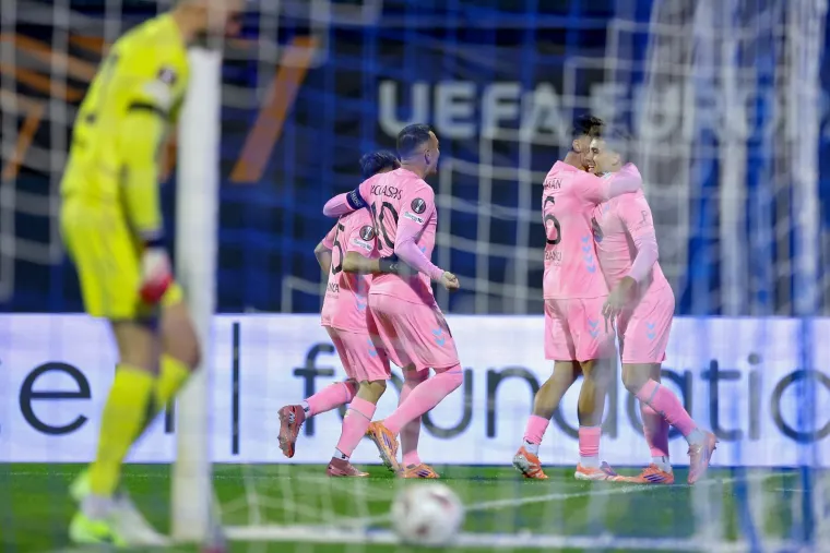 Očajni Dinamo pretrpio težak poraz u borbi za europsko proljeće: Celta Plavima utrpala tri komada