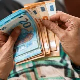 Što kad bi ukinuli porez na mirovine? RTL Detektor istražuje: Ima li to smisla i koliko bi računi 'skočili'?