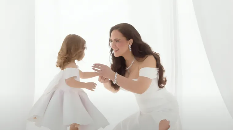 Povratak Lane Jurčević: Objavila spot za pjesmu 'Dio Mene', u kojem glumi i njezina kćerkica