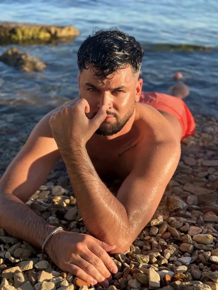 Dominik Tvorek o ljubavi te balasiranju između medicine i modelinga: 'Dan mi počinje vrlo rano'