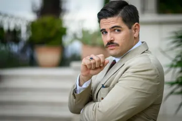 Povratnik Vice iz Čilea stiže u 'Divlje pčele'! Poznati splitski glumac najveću inspiraciju crpi u svojoj supruzi i djeci: 'Njih to zabavlja, a mene drži na zemlji'