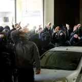 Maskirani tipovi skandirali ustaški pozdrav pred Srpskim kulturnim centrom