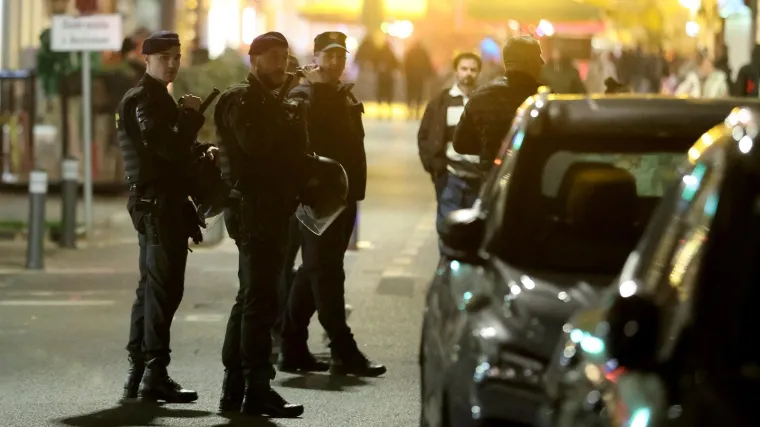 Interventna policija u Preradovićevoj ulici: Maskirani muškarci napravili kaos