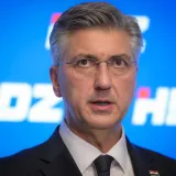 Plenković prozvao ljevicu i krajnju desnicu za histeriju i manipulaciju osjećajima