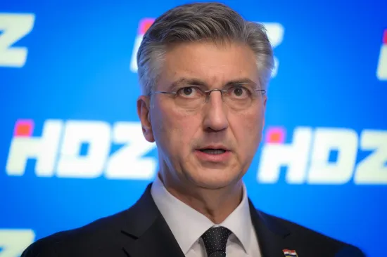 Plenković prozvao ljevicu i krajnju desnicu za histeriju i manipulaciju osjećajima