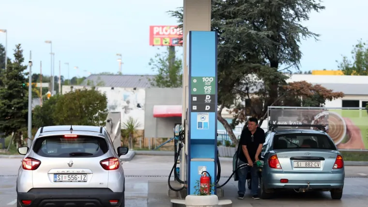 Od pumpe do pumpe cijene goriva se itekako razlikuju: Imamo računicu