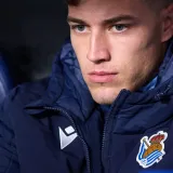 Hrvatski reprezentativac nastavlja dobivati 'mrvice'. Reprezentativni kolega odgledao susret s klupe