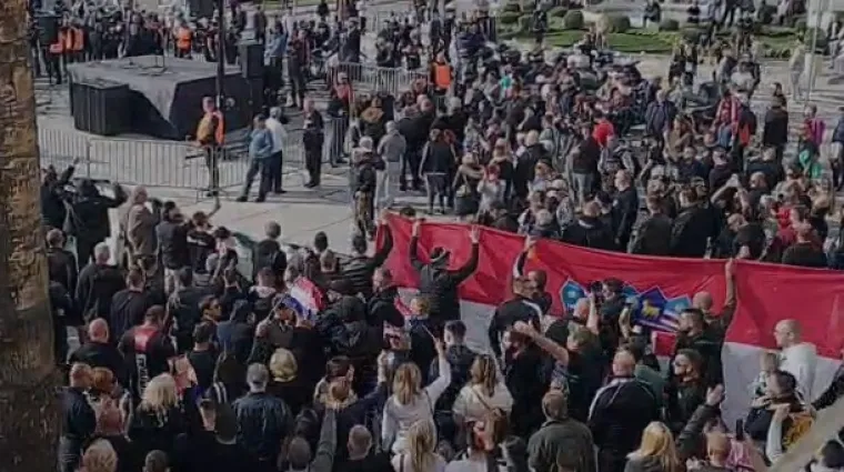 Prosvjed završio, Torcida došla do suda. HDZ odgovorio šefu oporbe: 'Hajdaš počni poštivati Ustav'