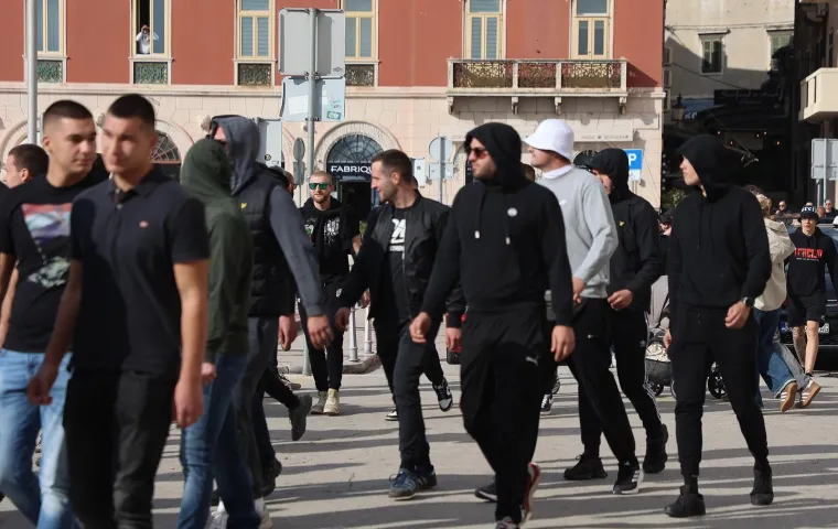 Prosvjed završio, Torcida došla do suda. HDZ odgovorio šefu oporbe: 'Hajdaš počni poštivati Ustav'