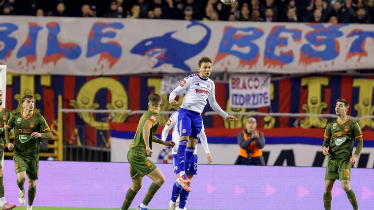 Hajduk golovima Krovinovića i Šege slomio Osijek i odvojio se od Dinama na prvom mjestu ljestvice