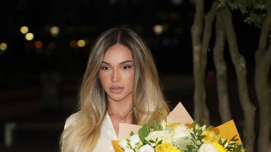 Breskvica pozirala kao 'Viktorijin anđeo': U čipkastom kompletu zaludila pratitelje