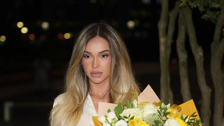 Breskvica pozirala kao 'Viktorijin anđeo': U čipkastom kompletu zaludila pratitelje