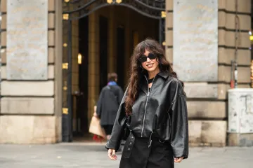 Obavijena kožom s čizmama do koljena pokorila zagrebačku špicu: Za pjevačicom su se svi okretali