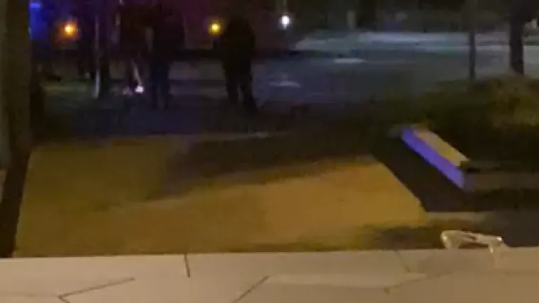 Snimka policije ispred Centra Zamet u Rijeci