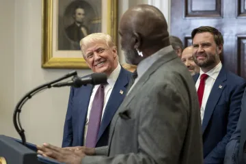 Novi potez Donalda Trumpa: Stadion NFL momčadi s burnom prošlošću mogao bi nositi njegovo ime