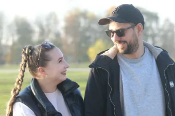 Zaljubljeni pogledi ovog romantičnog para svih su rastopili: Osmijesima nisu mogli sakriti sreću