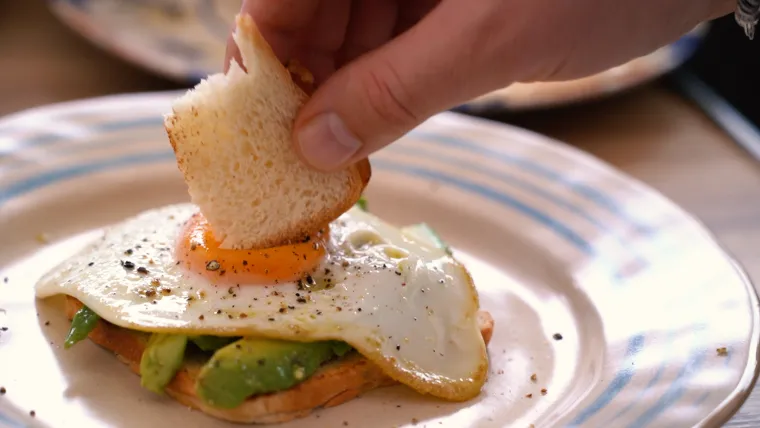 Influencer Hungry Mile pokazuje da se najbolji recepti rađaju između dvije kriške Mulino Bianco kruha i tosta