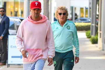 Sin legendarnog glazbenika doživio težak nokaut u samo 13 sekundi svojeg debija