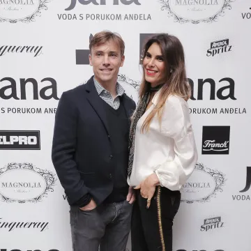Od kluba do braka: Dario i Jelena &Scaron;imić vole se 25 godina, a sinova dijagnoza samo ih je zbližila