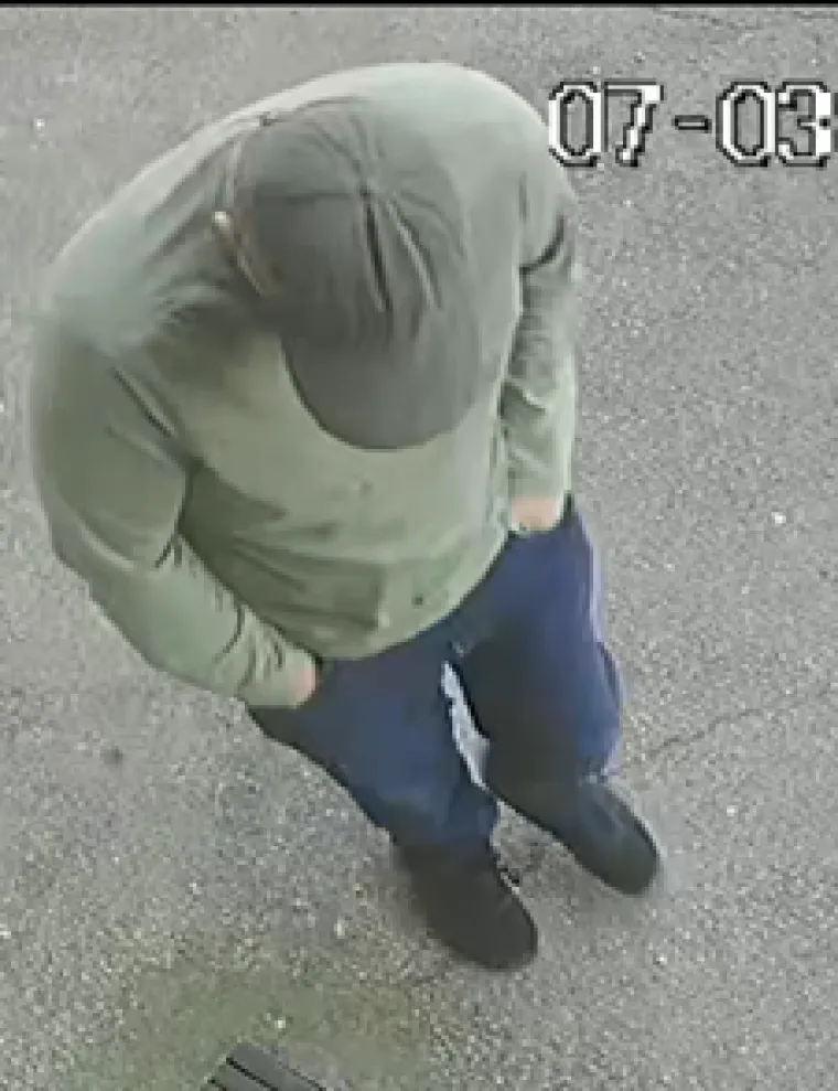 Splitska policija traži osumnjičene zbog teške krađe: Prepoznajete li ove muškarce?