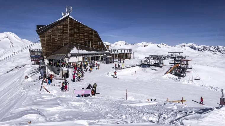 Veliki problemi pred sezonu za zemlju gdje rade i mnogi Hrvati: Nema radne snage, nudi se plaća od 2200 eura