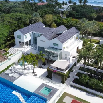 Slavni sportaš živi u megaluksuznom 'bunkeru' na otoku Jupiter vrijednom 54 milijuna dolara