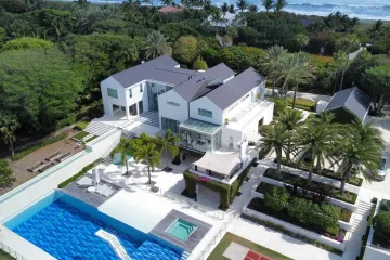 Slavni sportaš živi u megaluksuznom 'bunkeru' na otoku Jupiter vrijednom 54 milijuna dolara