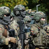 Europska država postaje vojni div, nervoza u Parizu: 'Na pola puta između budnosti i prijetnje'