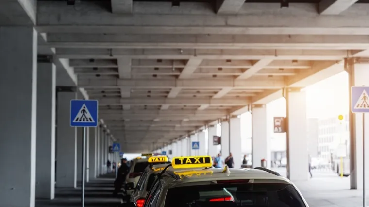 Ovo su najprljavija mjesta u taksiju: Sadrže više bakterija i virusa nego zahodske daske