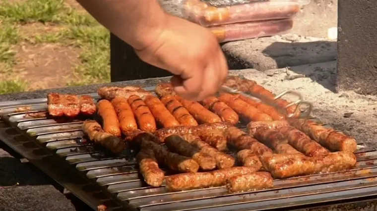 Suhomesnatih proizvoda sve je manje na policama u trgovinama, evo i zašto