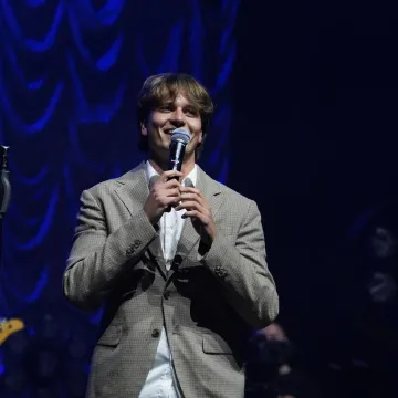 Fenomen koji je zaludio regiju: Pet puta rasprodao Sava Centar, a sada najavio svoj singl