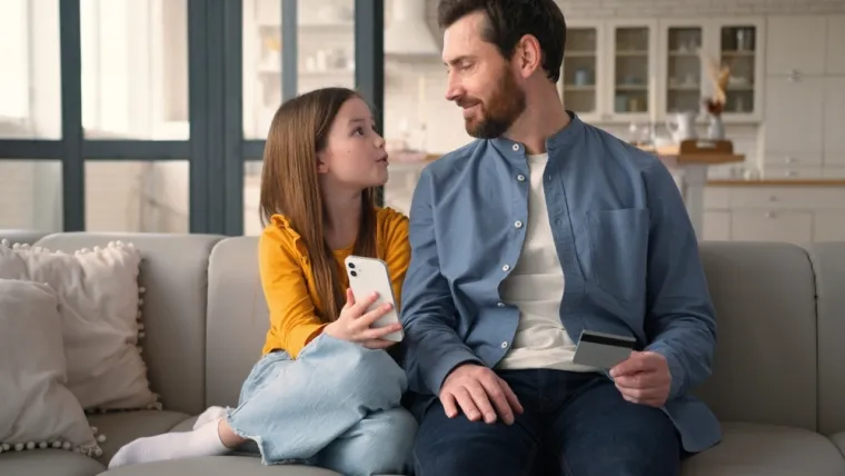 Glavni znakovi da djeca odrastaju u sretnom domu: 'To se ne mjeri brojem igračaka'