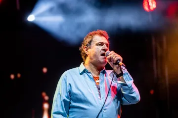 Emotivan povratak Alena Vitasovića: Baby Lasagna mu se pridružio na pozornici