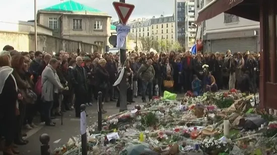 Pokolj počeo kod stadiona, nastavio se po kafićima i dvorani: Pariz se prisjeća horora