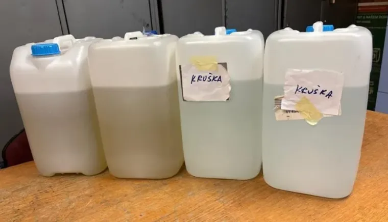 Policija zaustavila sumnjivog vozača kod Požege, imao je alkohola za cijele svatove...