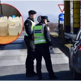 Policija zaustavila sumnjivog vozača kod Požege, imao je alkohola za cijele svatove...