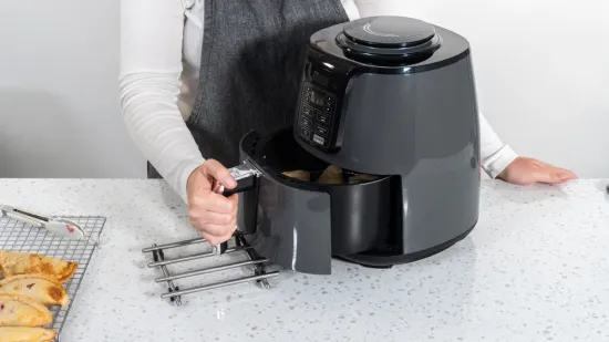 Zagrijavate li fritezu na vrući zrak? Stručnjaci otkrivaju je li to stvarno potrebno