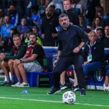 Italija pobijedila, ali bivši trener Hajduka je eksplodirao zbog kritika nekolicine navijača