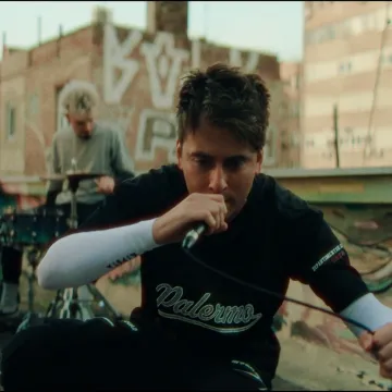 Nakon najuspješnije godine do sad, kids from the sky donose novi singl koji će osvojiti publiku