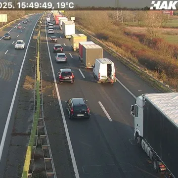 Kaos na A3: Brojne prometne nesreće, vozi se u kolonama