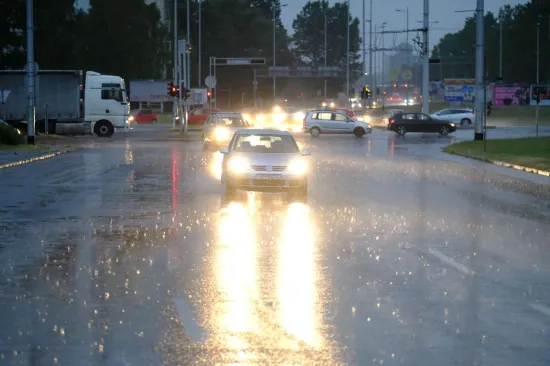 Pljuskovi s grmljavinom i pahulje snijega u dijelovima Hrvatske: Evo kada stiže promjena vremena