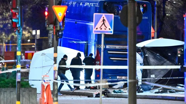 Detalji horora u središtu Stockholma: Vozač autobusa smrti uhićen, najmanje troje mrtvih