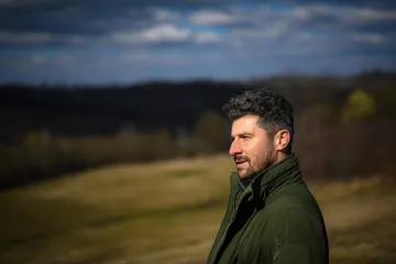 Dušan Bućan o najluđim glumačkim pothvatima, braku, roditeljstvu i ljubavi prema prirodi