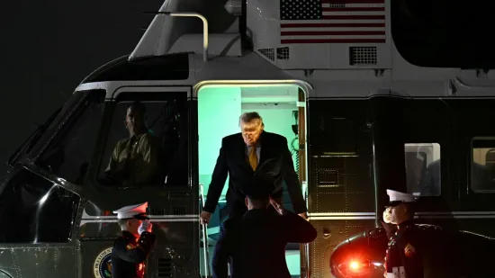 Trump zagolicao maštu u zrakoplovu: 'Manje-više sam donio odluku!'